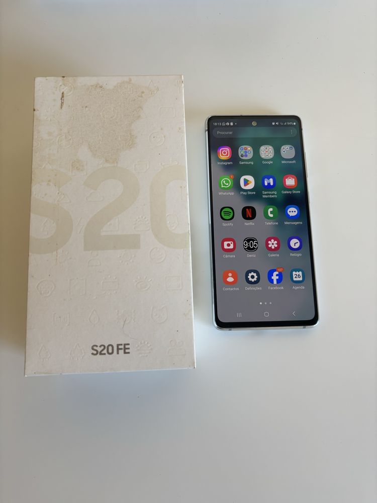 Samsung Galaxy 20 FE 128GB - branco
