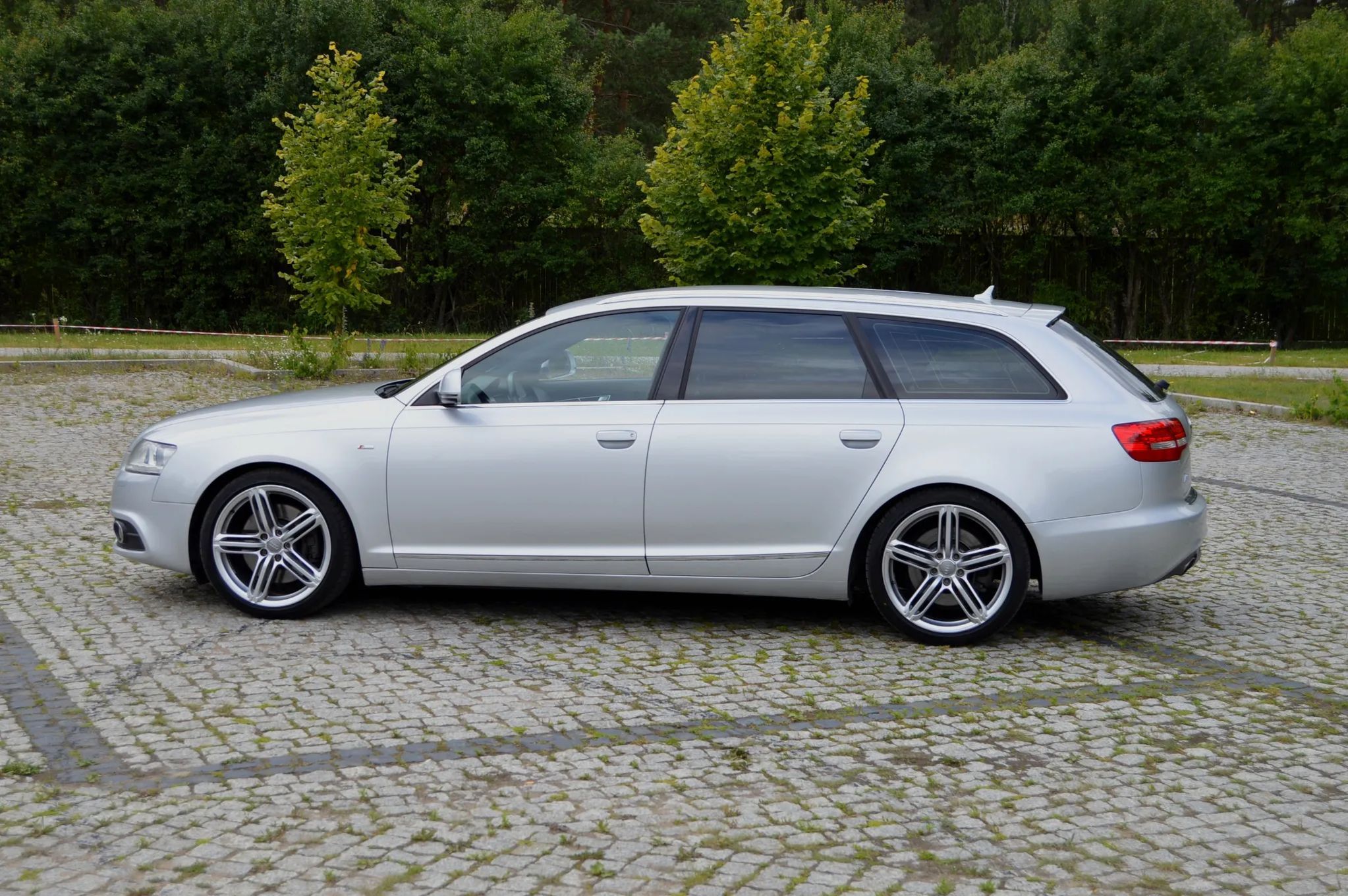 Audi A6 3.0 TDI * QUATTRO * 321 KM * S-Line * Webasto * 19" * Doinwestowane *