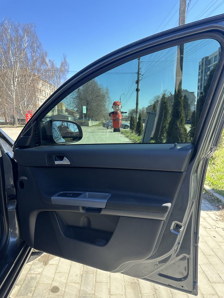 Продам Volvo V50 2012 1.6d D2