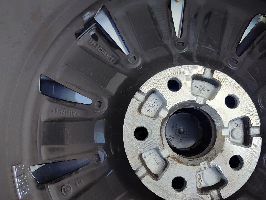 Felgi 5 x 112 R17 Skoda Octavia III IV karoq Superb Oem jak nowe