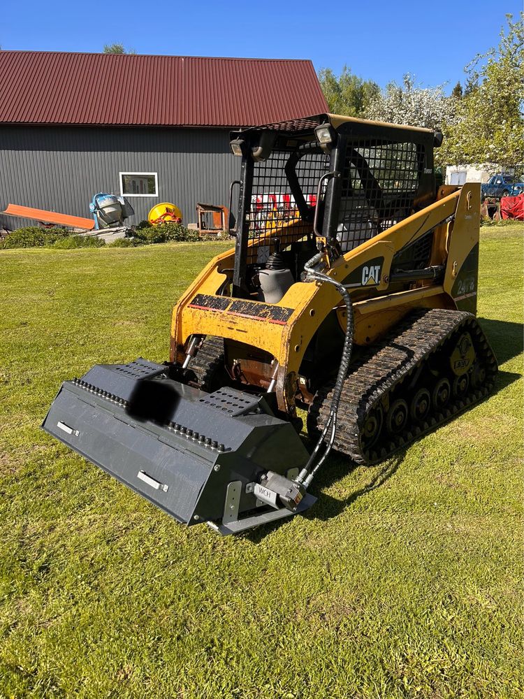 Glebogryzarka separacyjna  miniladowarka bobcat cat