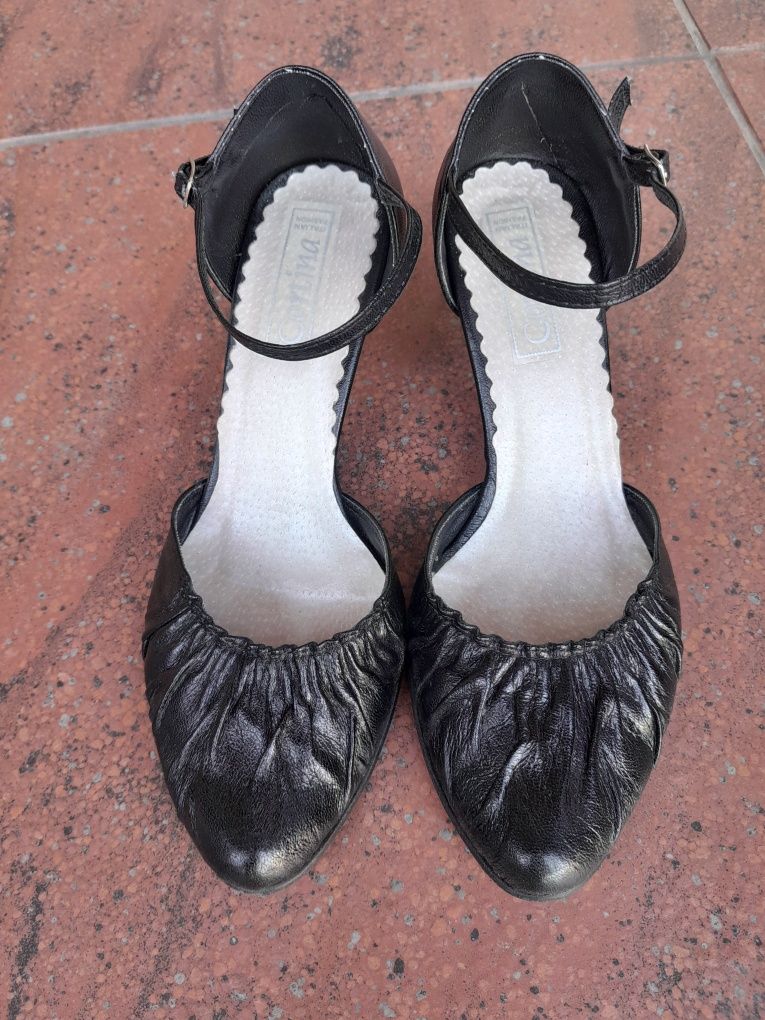 Buty damskie czółenka