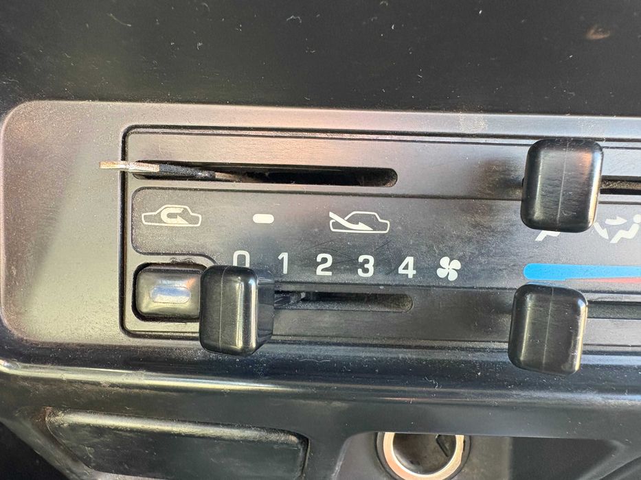 Nissan D22 C/ ar condicionado
