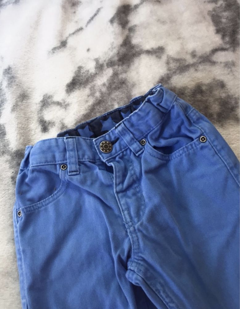 Niebieskie jeansowe spodnie chłopięce || H&M || wzrost 80 cm