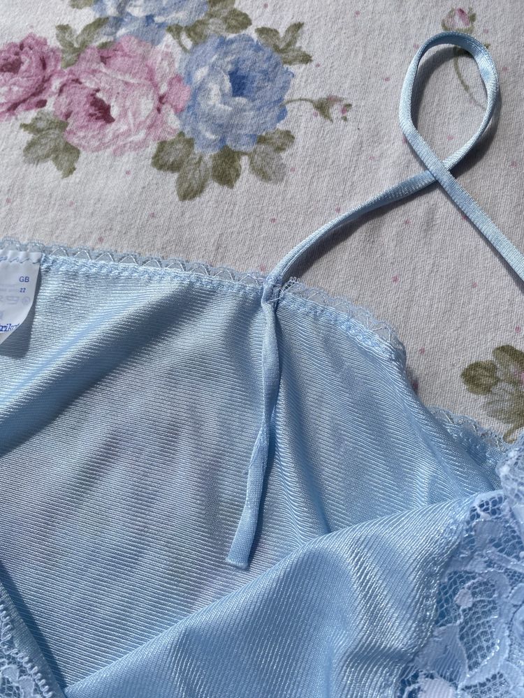 Niebieski top na ramiączka L 40 XL 42 coquette śliski