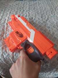 Nerf stryfe na baterie