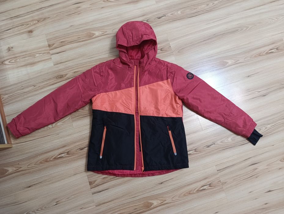 Лыжная куртка на 146-152