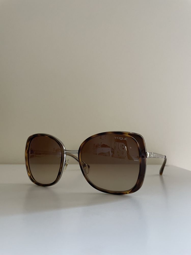 Óculos de sol Vogue