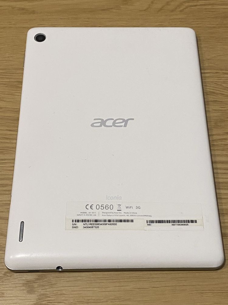 tablet acer iconia model A1-811
