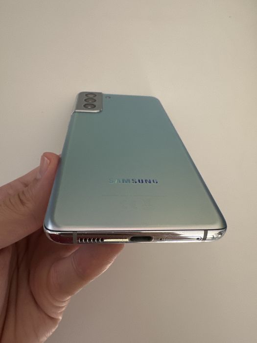 Samsung Galaxy S21 plus
