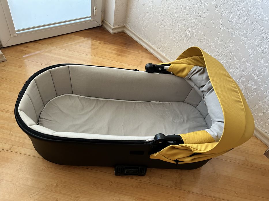 Дитяча коляска універсальна 2 в 1