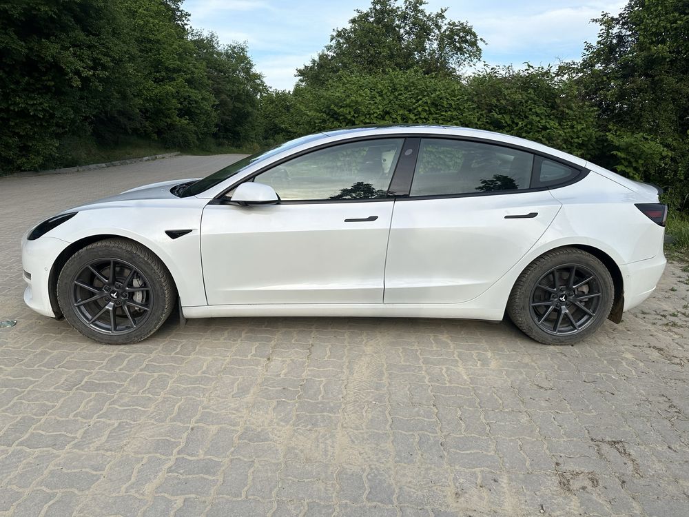 Tesla model 3 standart range 2021р 54kwh