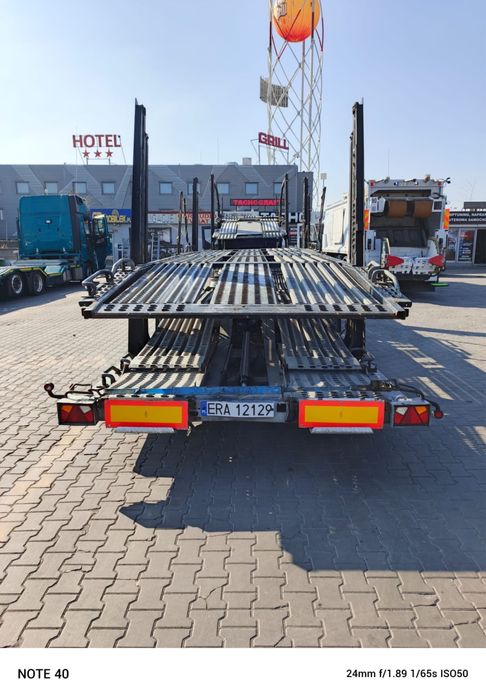 Auto Transporter Renault Premium Lohr Vat23