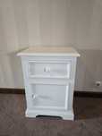 Stolik nocny 67x50x32