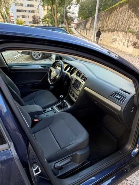 Volkswagen Golf 1.6 TDI BlueMotion Confortline