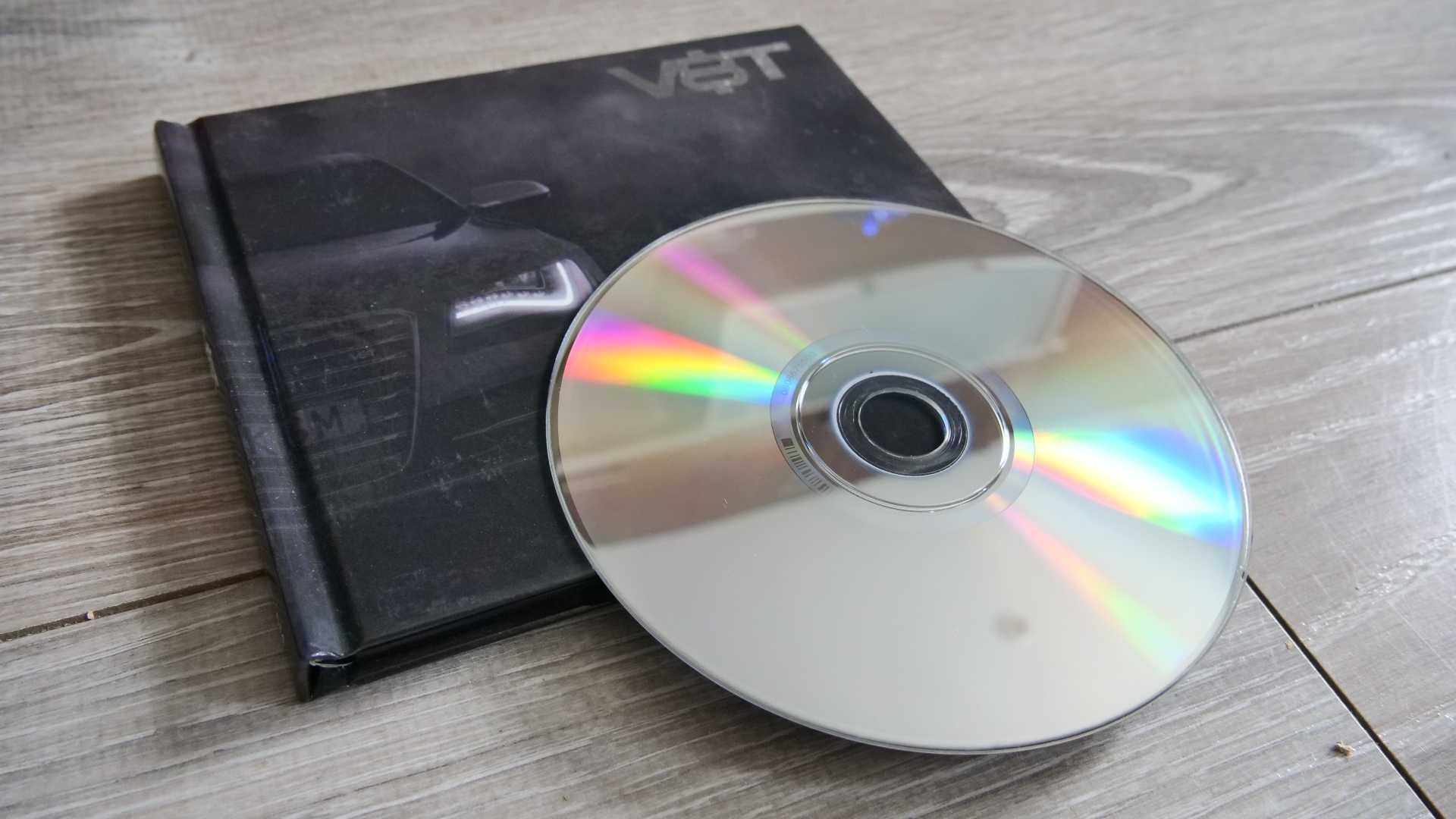 Płyta CD  KALI "V8T" używana