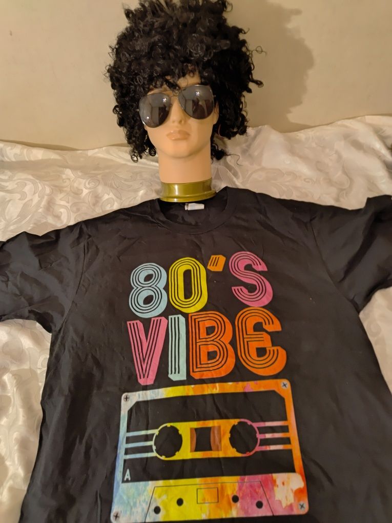 Strój przebranie lata 80-te t-shirt bawełna peruka okulary rozmiar L