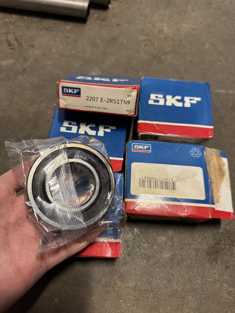 Łożysko kulkowe 2207 E-2RS1TN9 SKF