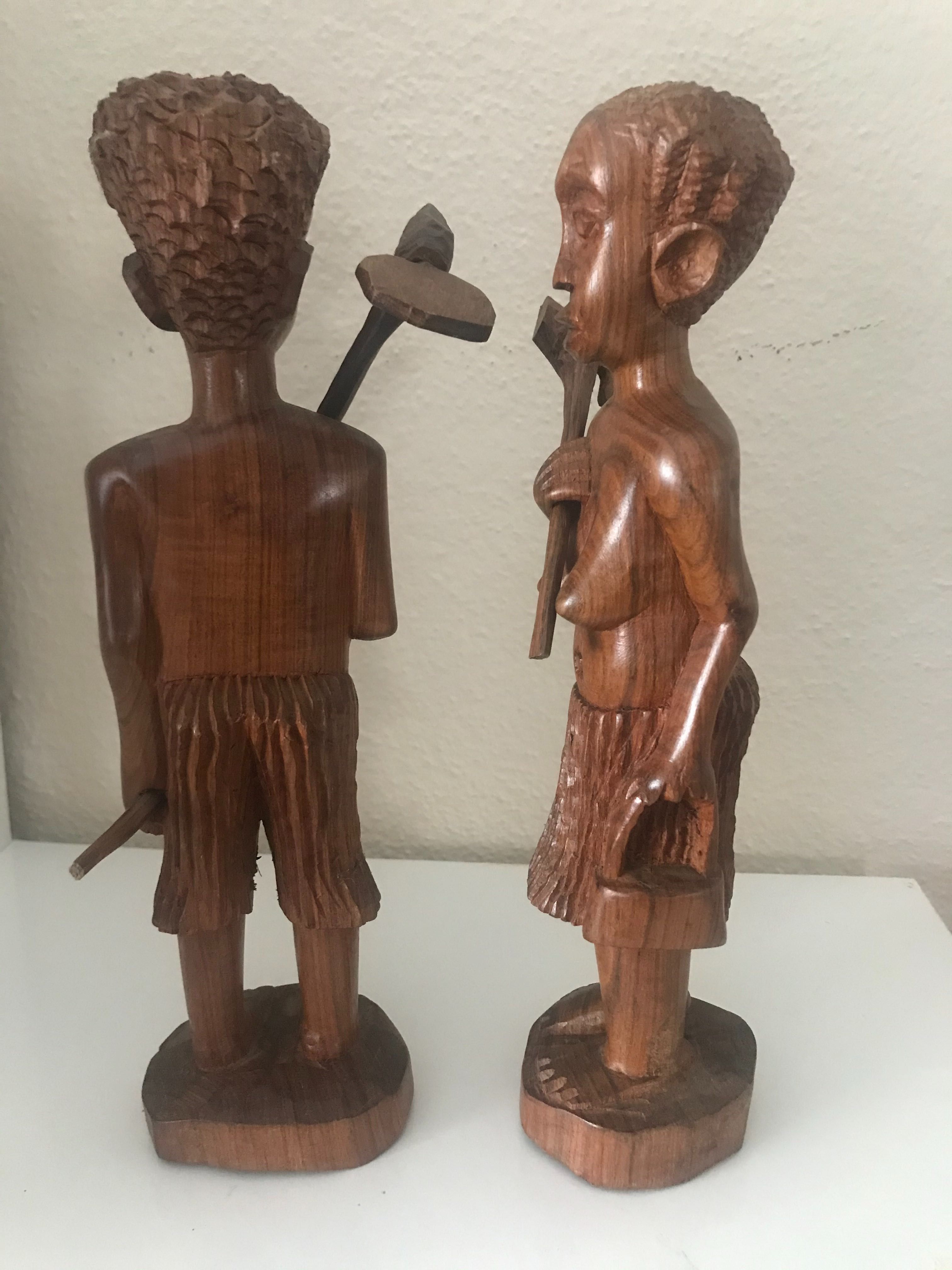 Artesanato - Esculturas em madeira feitas à mão