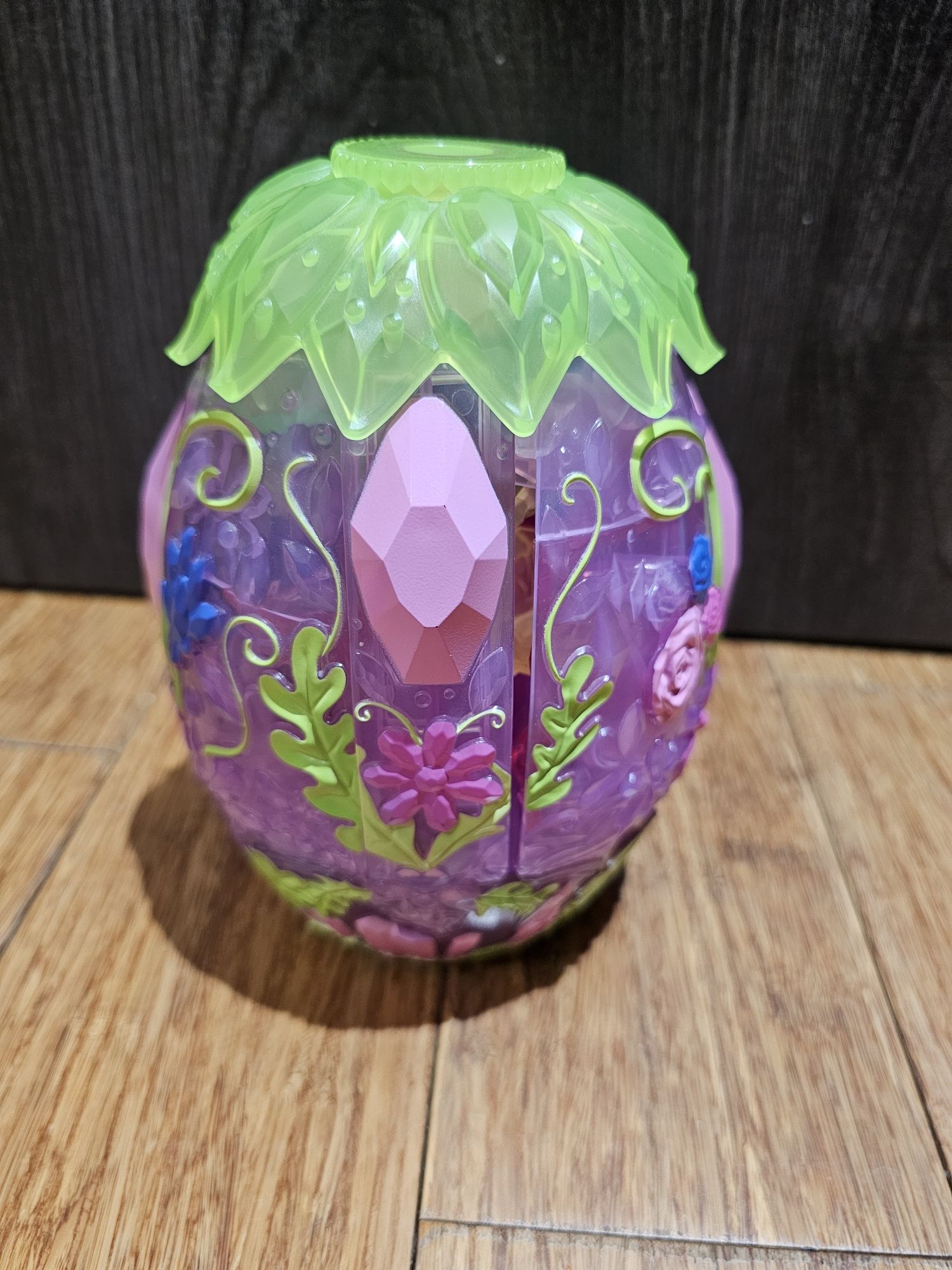 Hatchimals wraz z domkiem rodzinnym