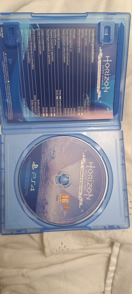 Horizon Zero Down Complete Edition ps4