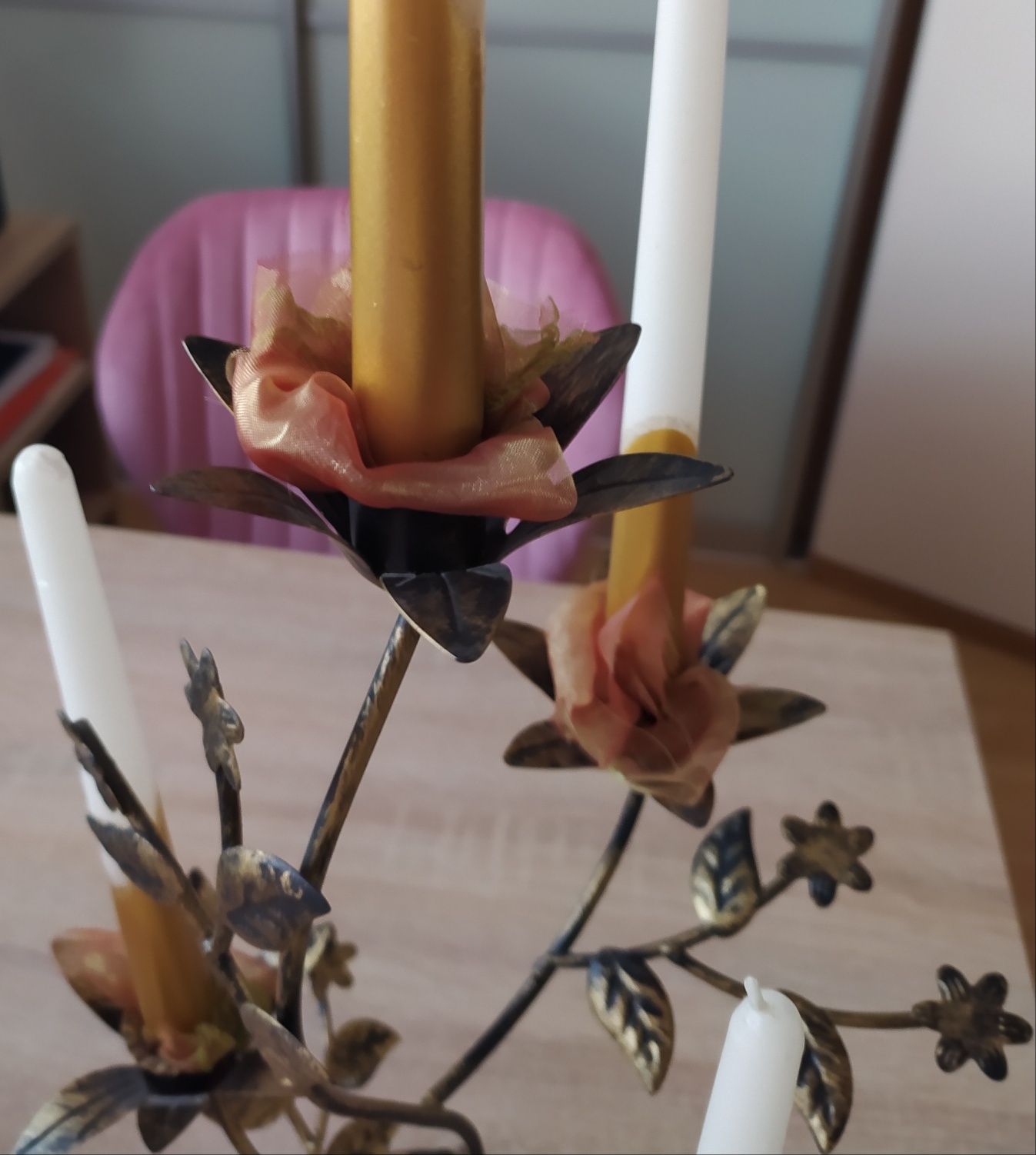 Świecznik dekoracyjny 4 świece metaloplastyka