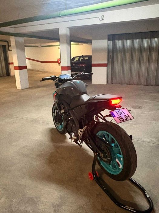Yamaha MT-125 como nova
