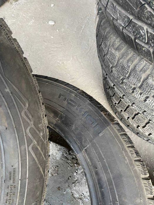 Шини пара/комплект Nokian 235/55 r17 зима Гума