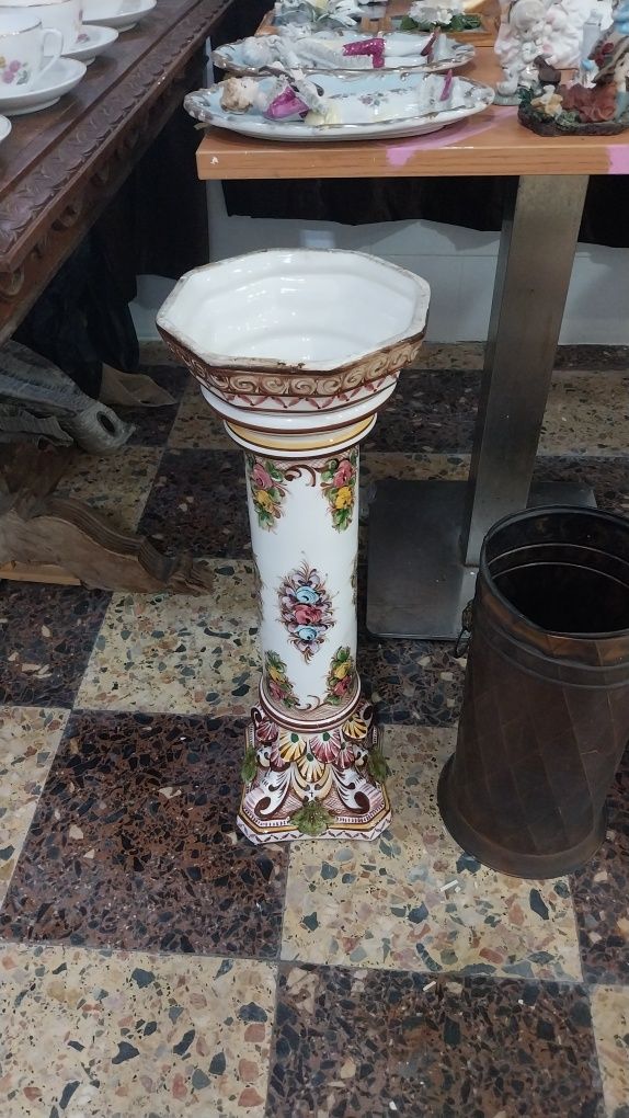 Varias loiças antigas