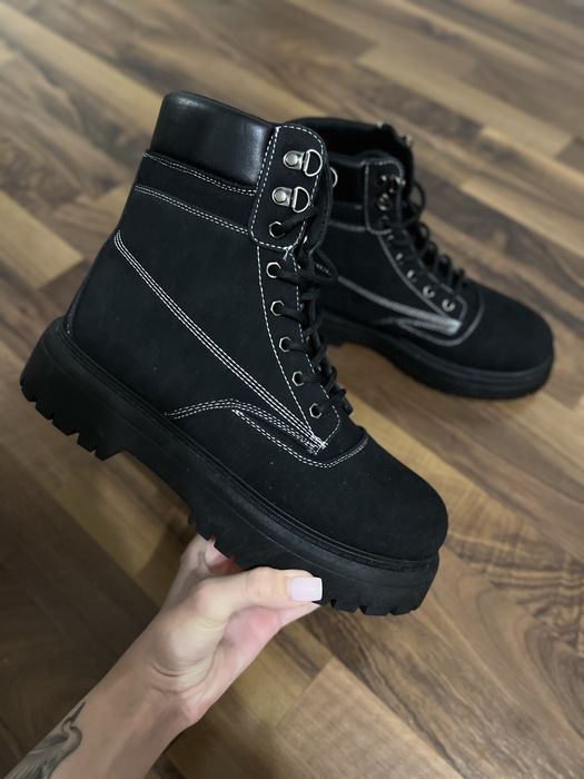 Черевики замшеві нові!