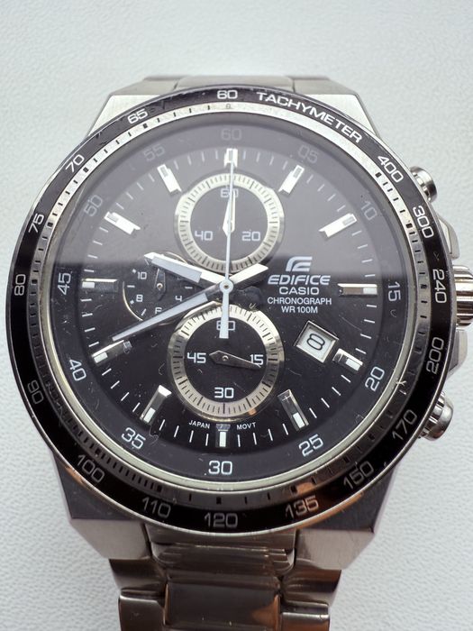 Продам часы касио эдифайс
