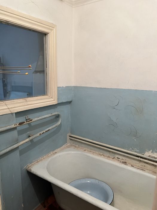 Продам 3-х кімнатну  Сталінку на Севгоке