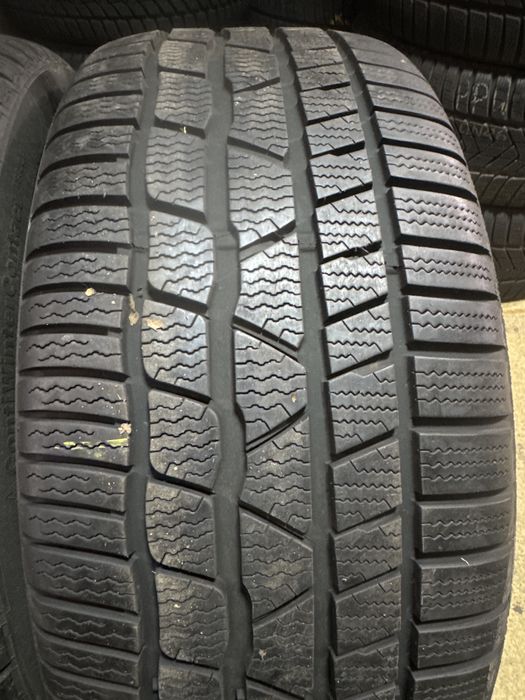 Шины б.у 245 40 R19 Continental ContiWinterContact TS830P 98V 2 шт