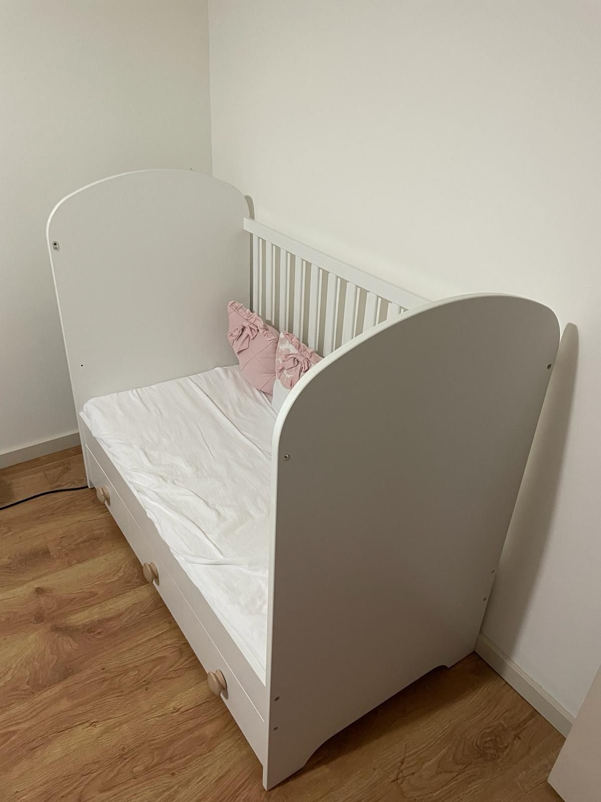 berço com colchao do ikea