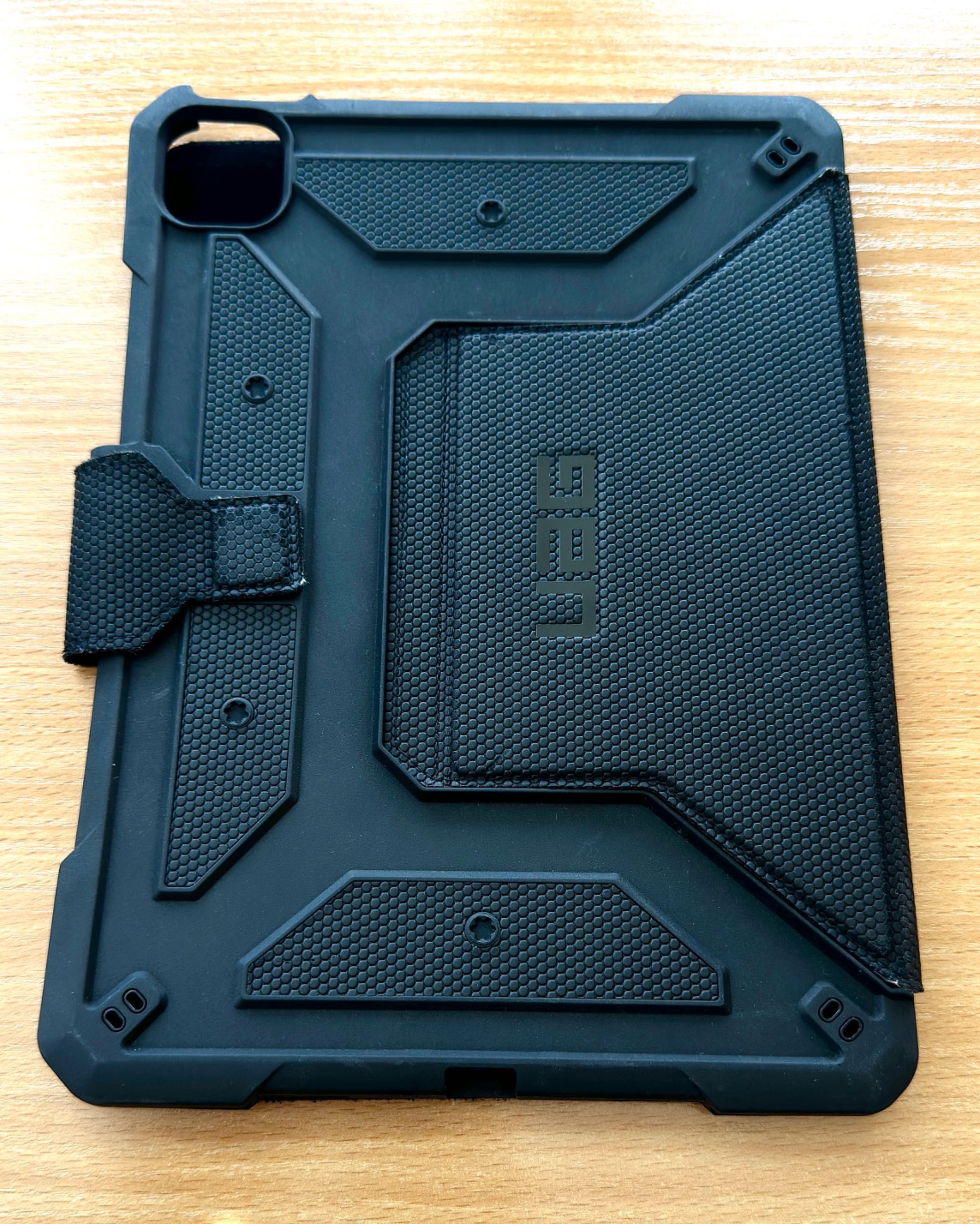 Чохол UAG Metropolis Black для Apple iPad Pro 11