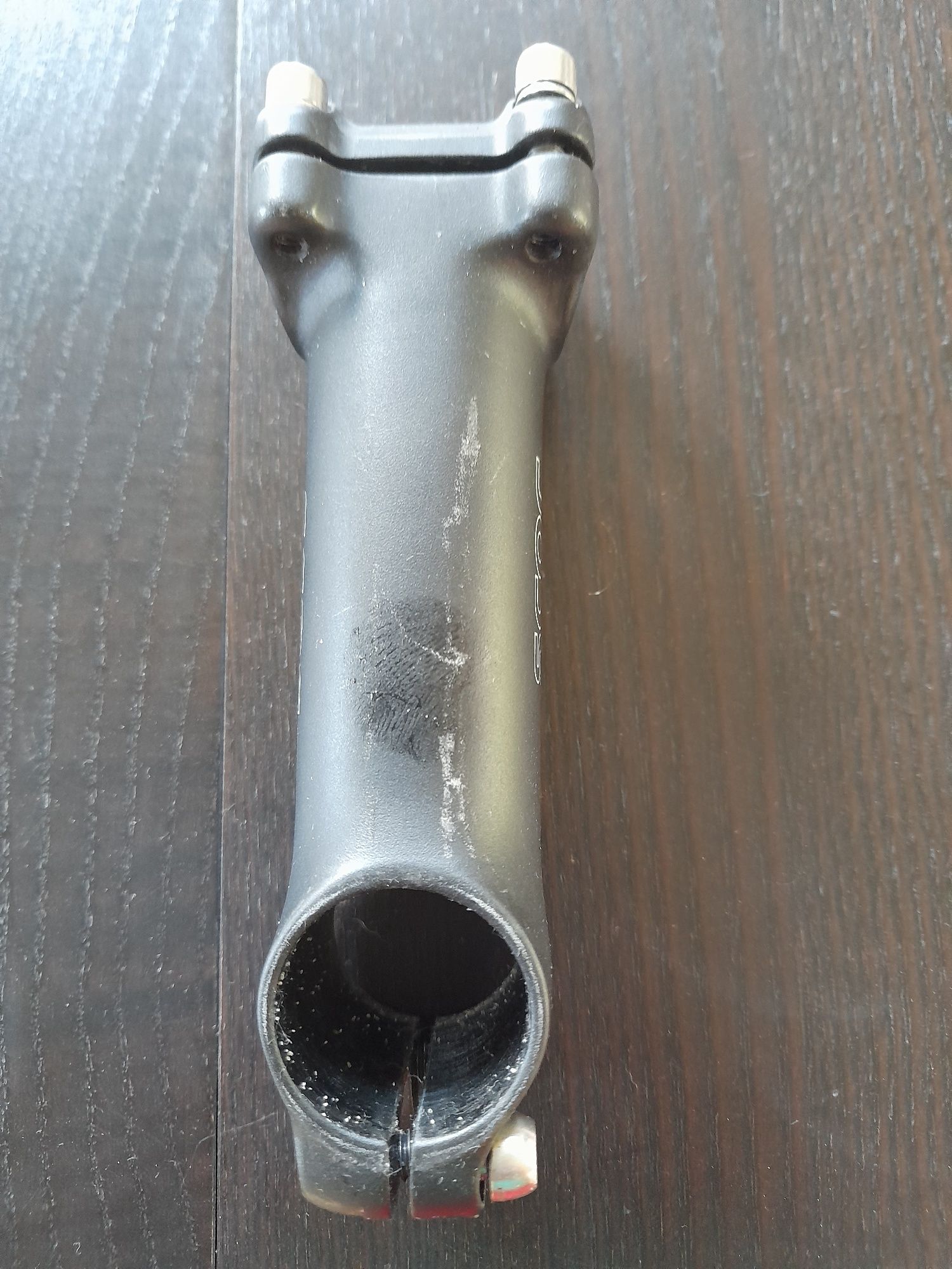 Mostek Kierownicy Scott Scale 50 dlugosc od srodka do srodka 10,5cm