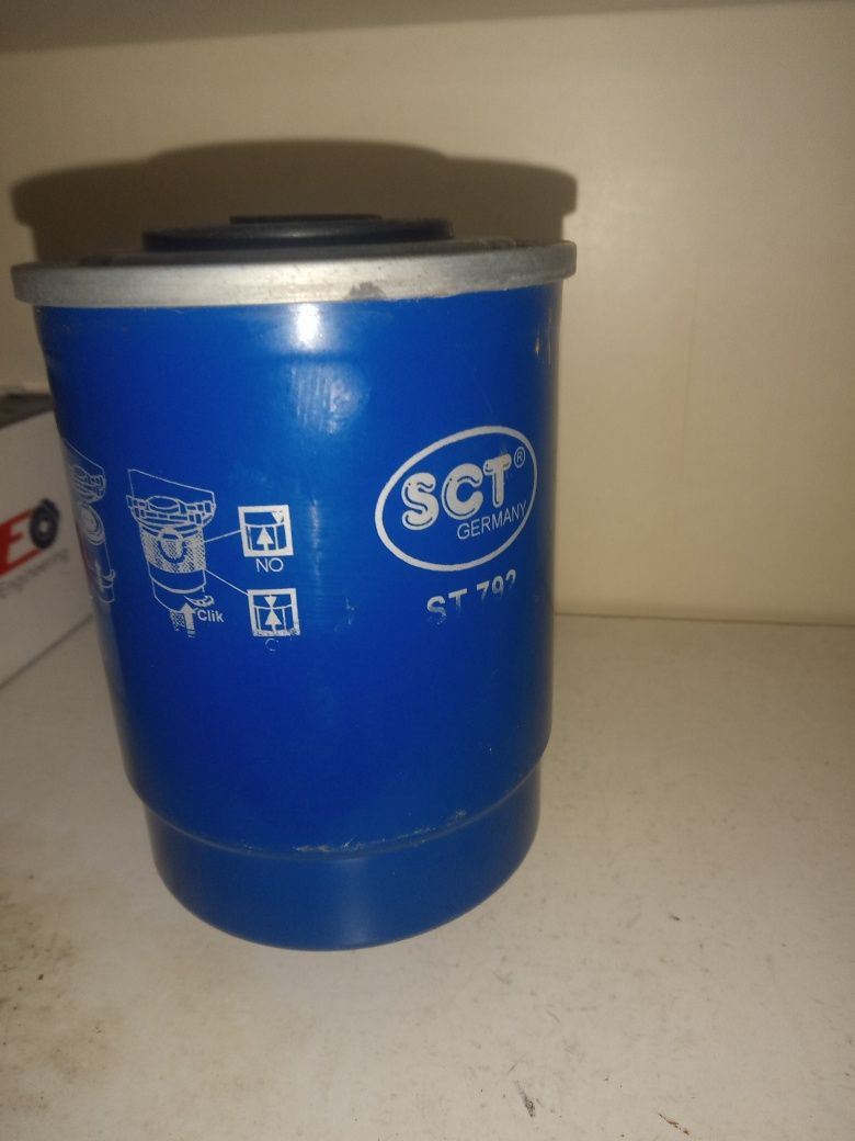Продам топливный фильтр SKT ST792; 200грн