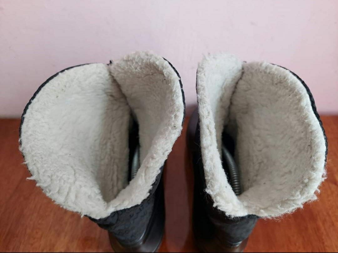 Черевики ботинки сапоги зимние фірми spirale оригінал

Розмір 39 по ст
