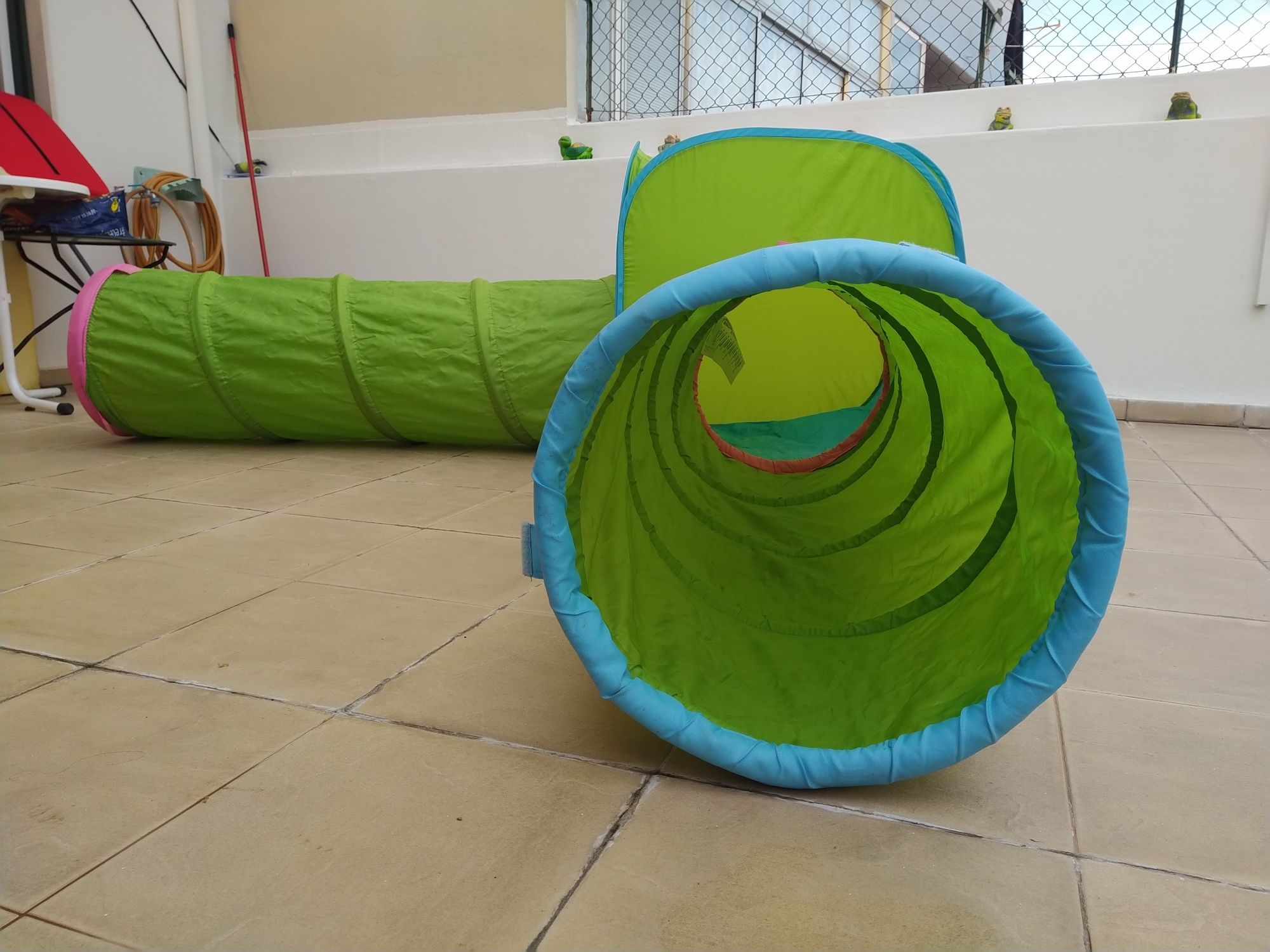 Tenda com túnel IKEA criança bebé casa apartamento quarto vivenda carr