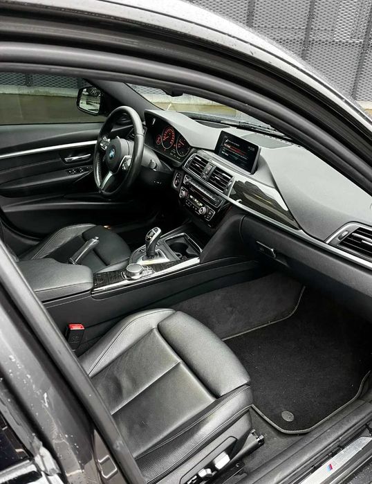 BMW F30 3-Series 340i