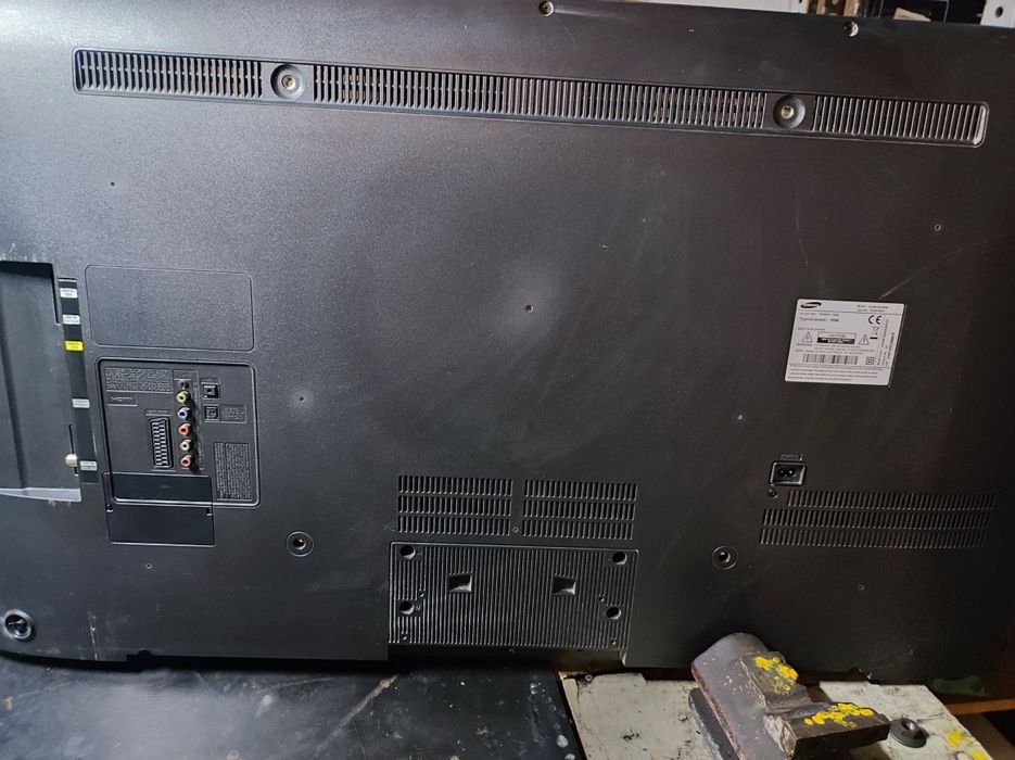Telewizor Samsung UE46F5000AW (czytaj opis)