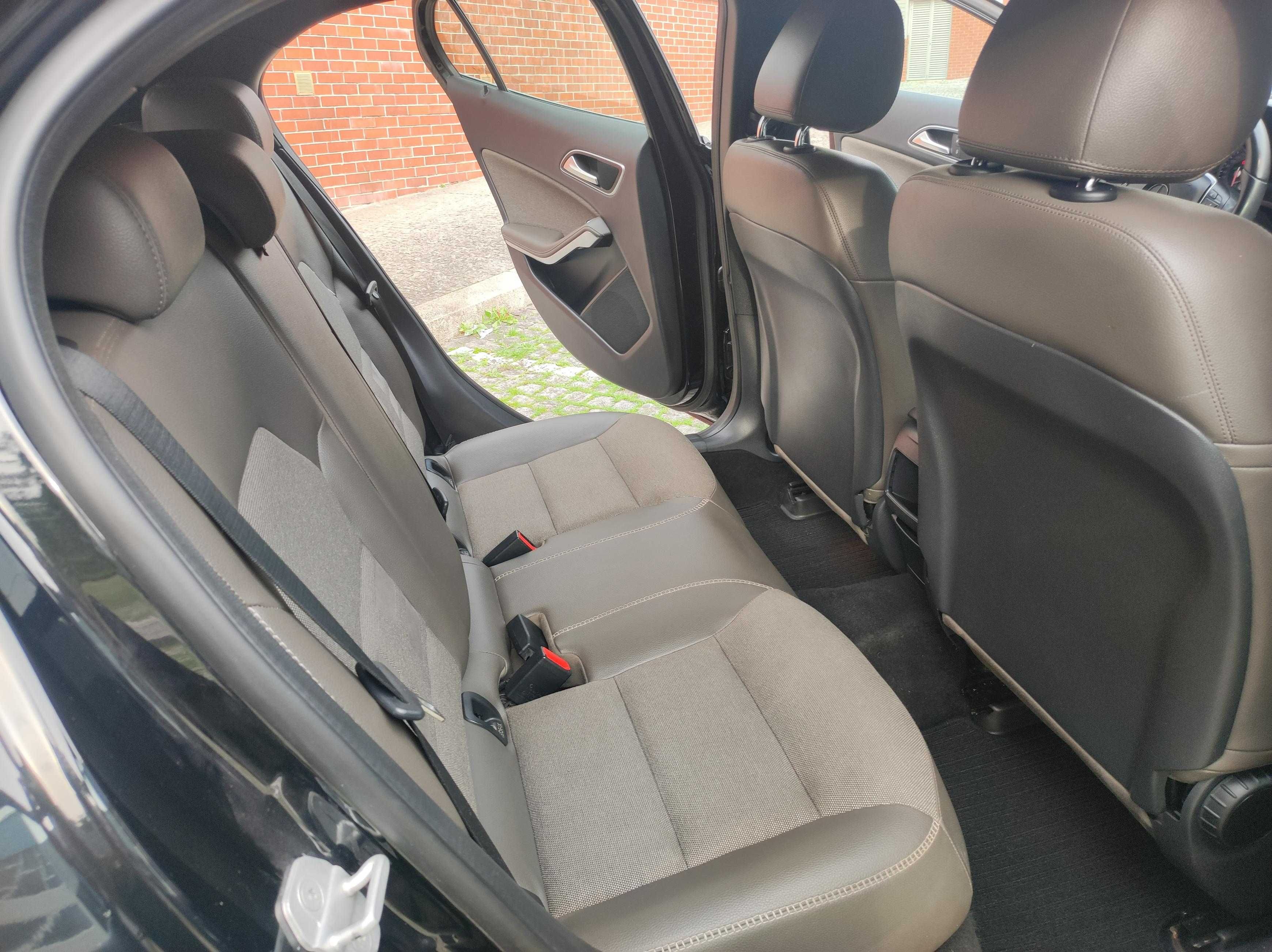 MERCEDES Gla 200 Cdi