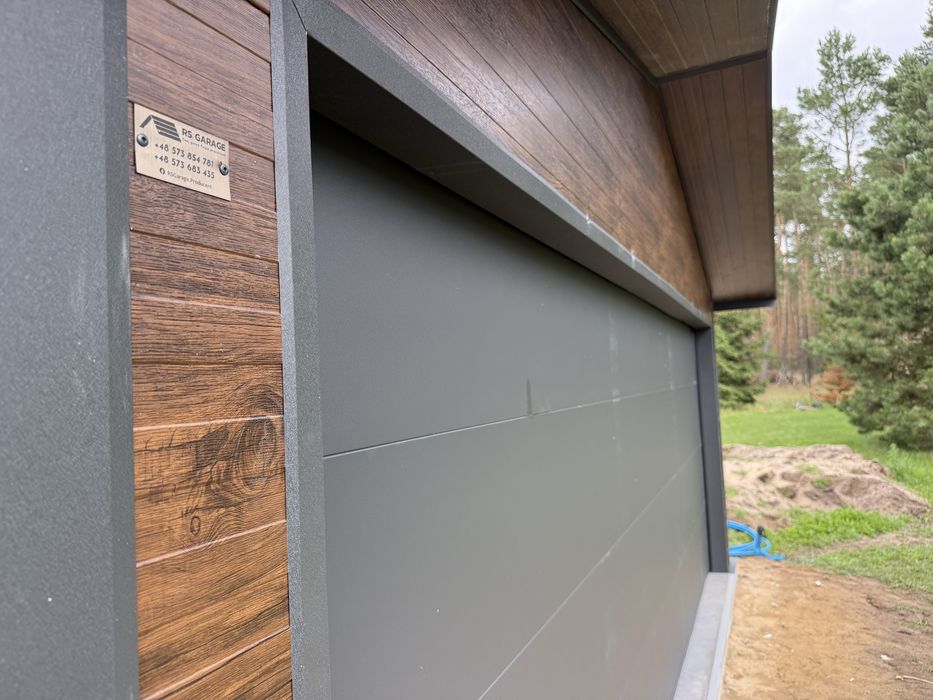 Garaż dwustanowiskowy z płyt warstwowych PIR 60 mm | Ocieplony