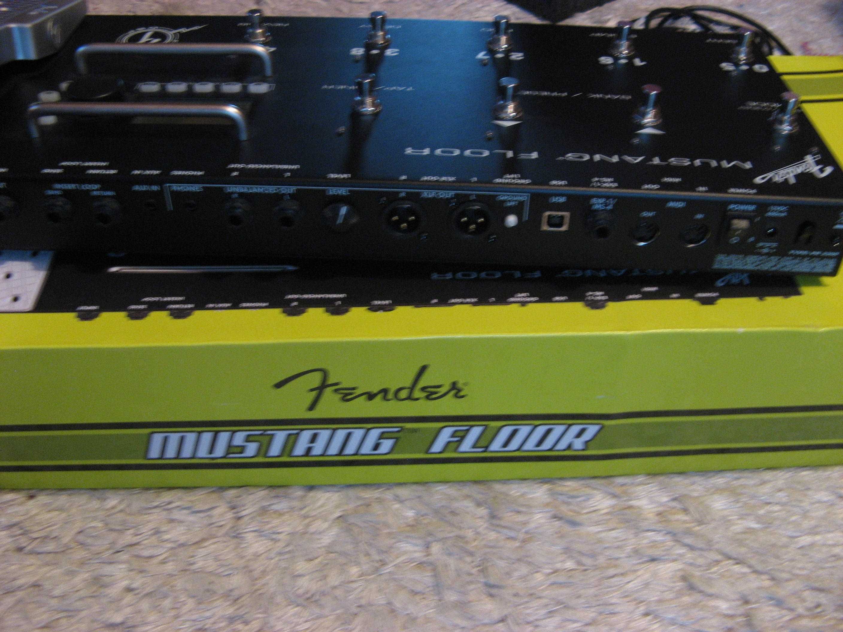 Fender Mustang Floor Multiefekt Usterka