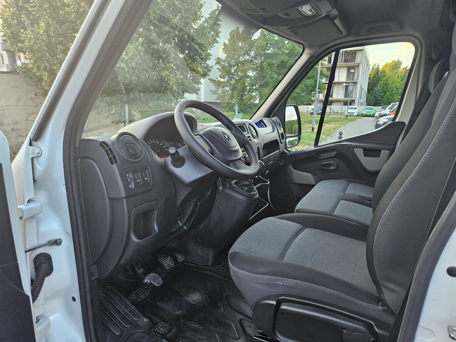 Renault Master  2.3 DCi  Klimatyzacja