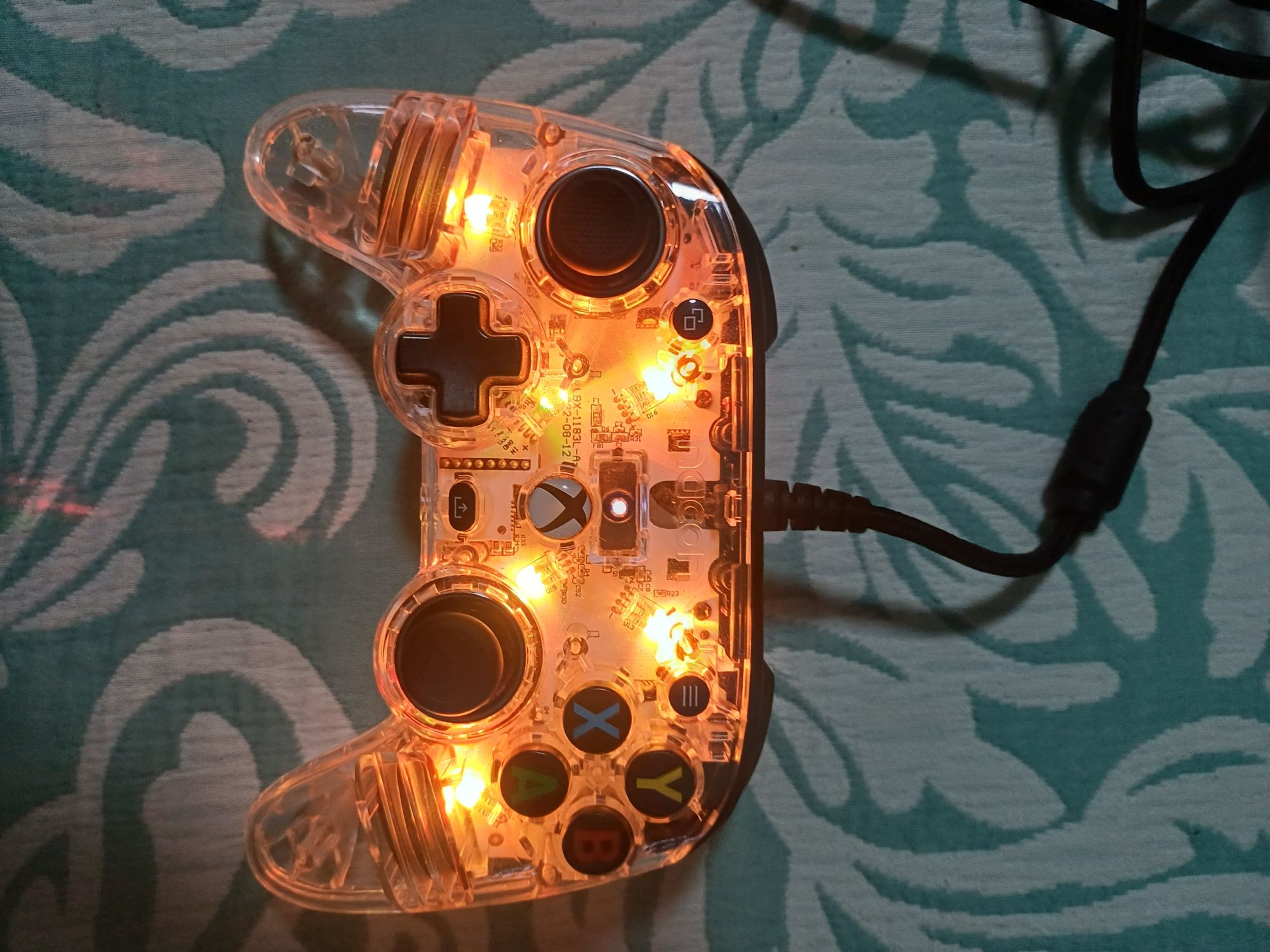 Comando Xbox como novo Pro inpact color ligth com 3 metros fio