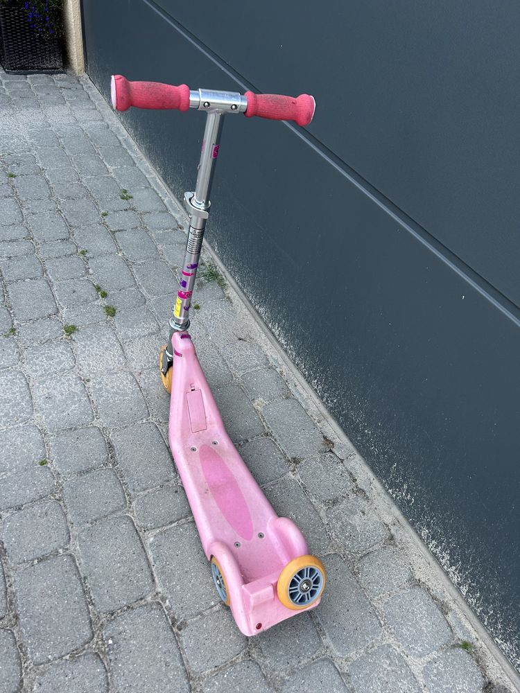 Hulajnoga trójkołowa  ItsImagical dla dziewczynki