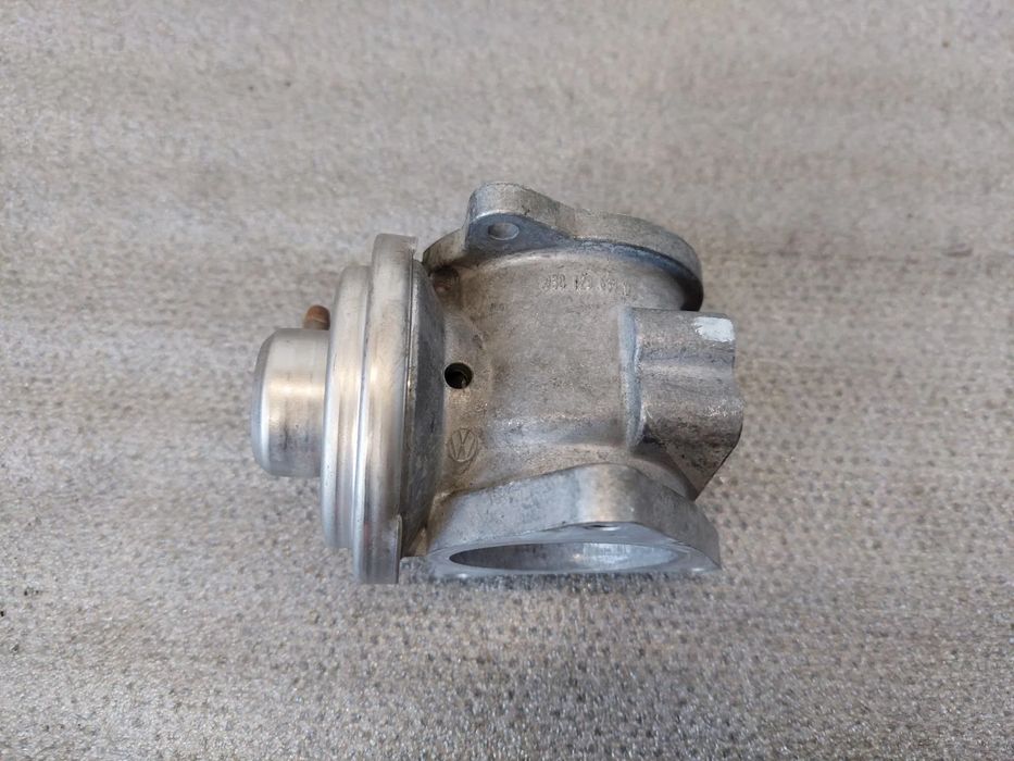 Válvula EGR VOLKSWAGEN Golf V (1K1)