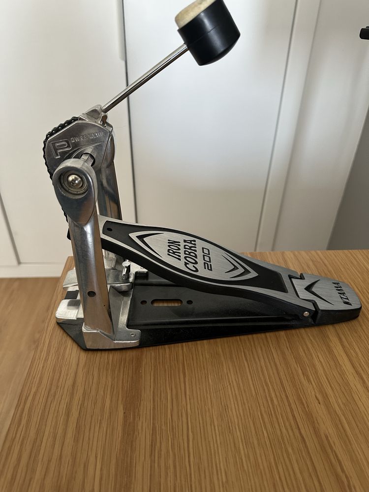 Tama iron cobra 200