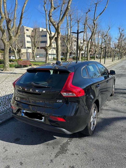 Volvo V40 1.6 Diesel – 114cv | 170.000km | Em bom estado